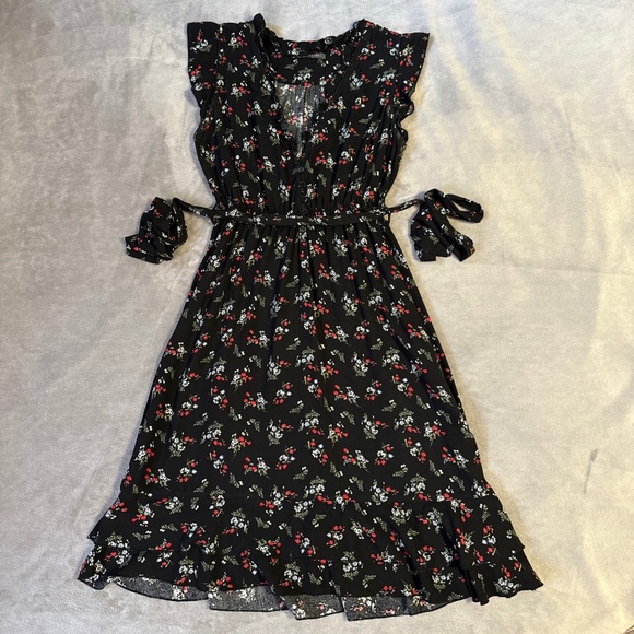 Ditsy Floral Midi Dress XS Prairie Boho Suzy Shier Cottagecore Dark Romantic - Picture 1 of 8